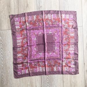 💙 VTG Echo Floral Square Silk Neckerchief